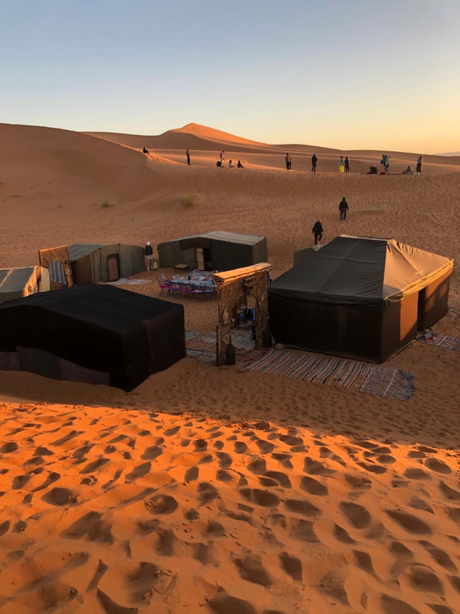 Bivouac Le Petit Prince メルズーガ エクステリア 写真